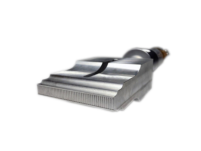  Ultrasonic Plastic Tube Sealing Horn 20Khz 1000W Hose End Sealing Machine