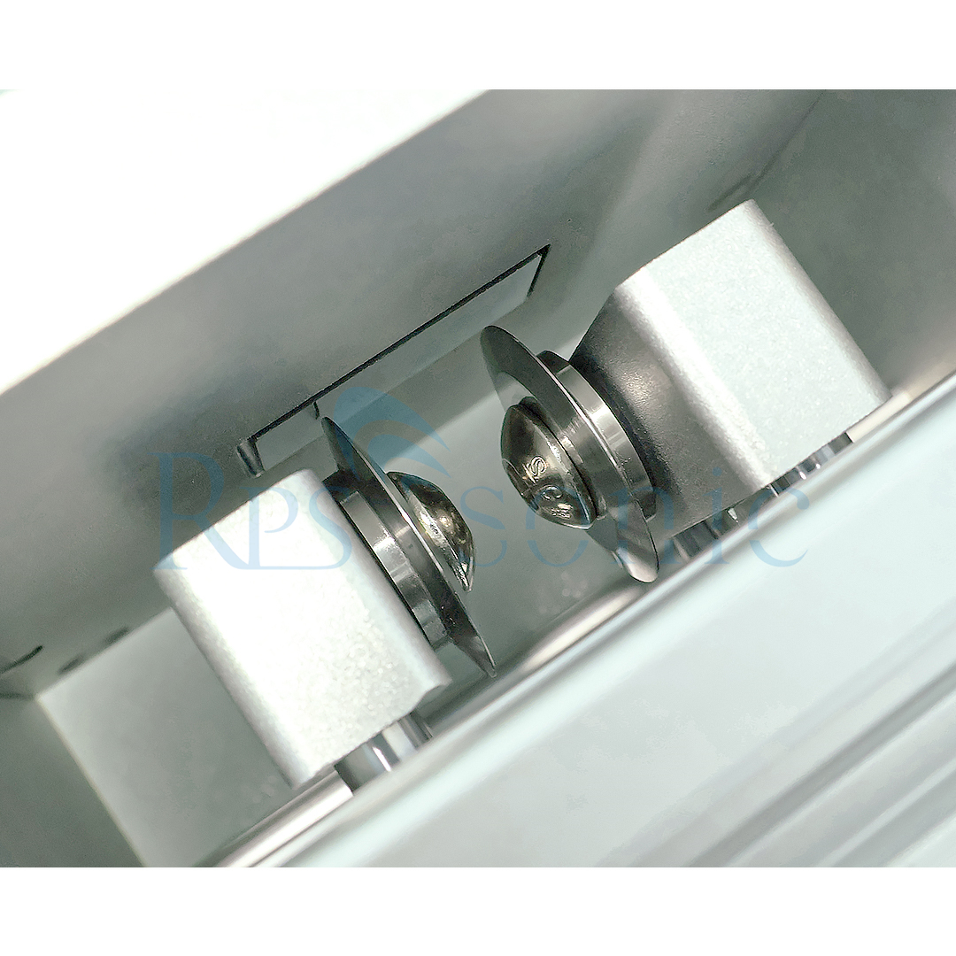 Double Egde Sealing Ultrasonic Cutting Machine with Roller Wheel Slitting Machine for Fabric Cutting