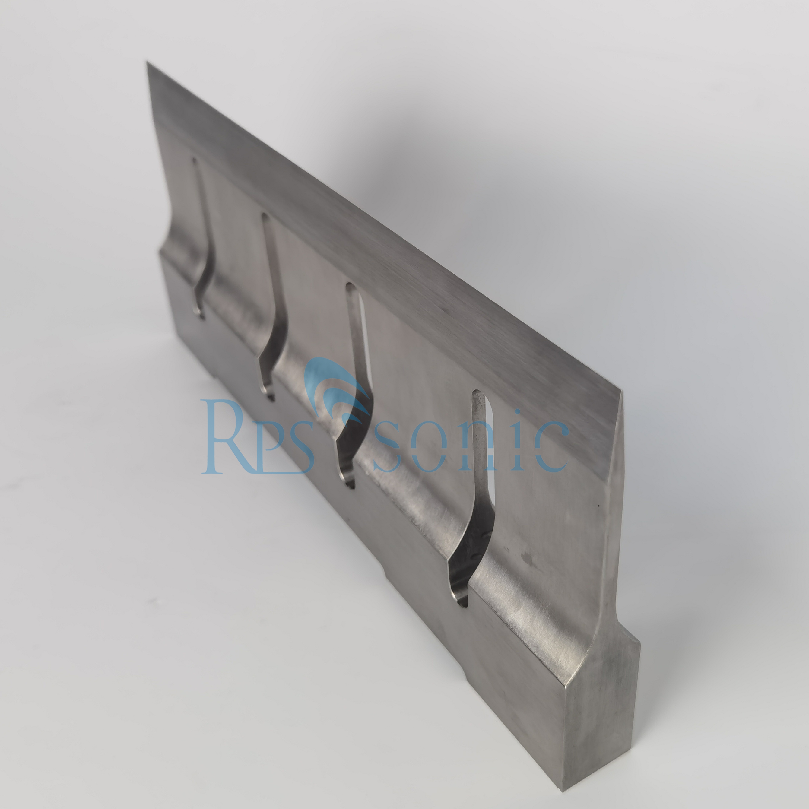 20khz Ultrasonic Food Slicing for Automation Cutting System in Frozen Vegetables Fish Beef Pork Cake Bread